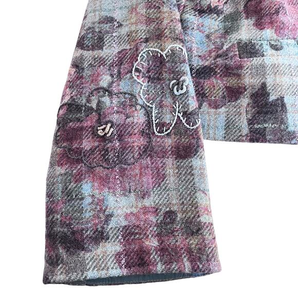 St. John Sport Plaid Wool Blend Floral Embroidered Collared Jacket Size Medium - Picture 9 of 15